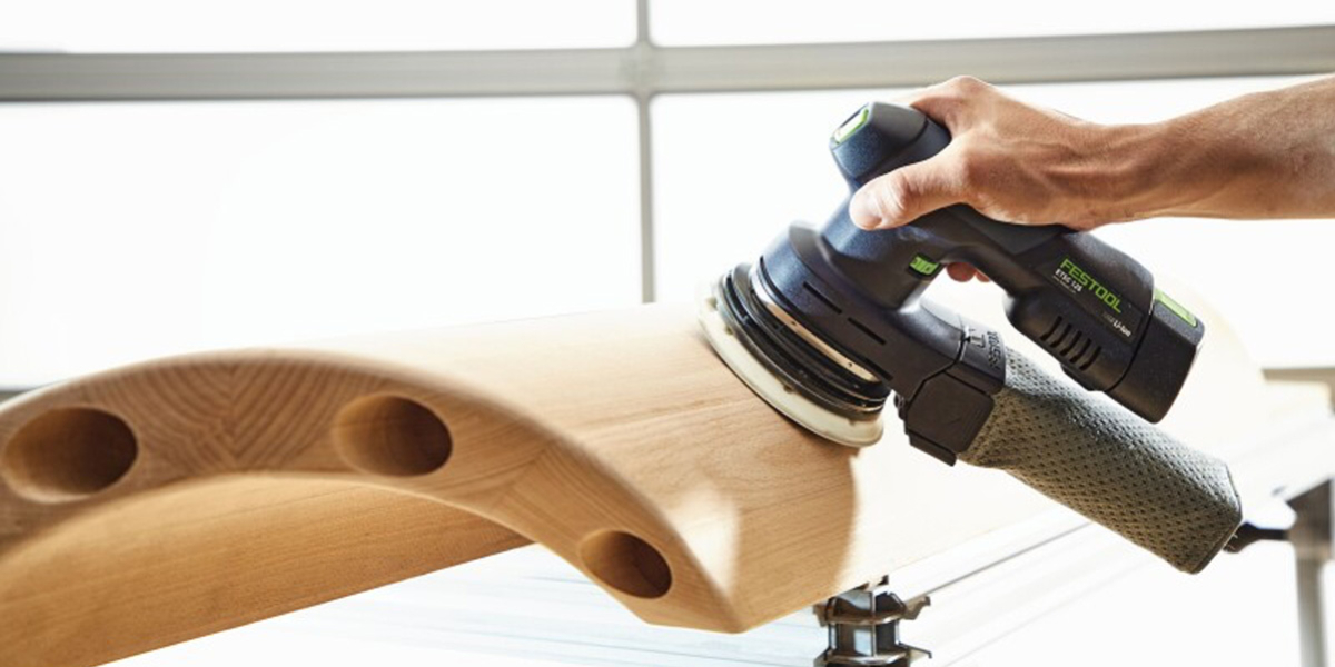 Levigatrice Orbitale a Batteria Festool ETSC 125: Libertà di Movimento e Prestazioni Senza Compromessi